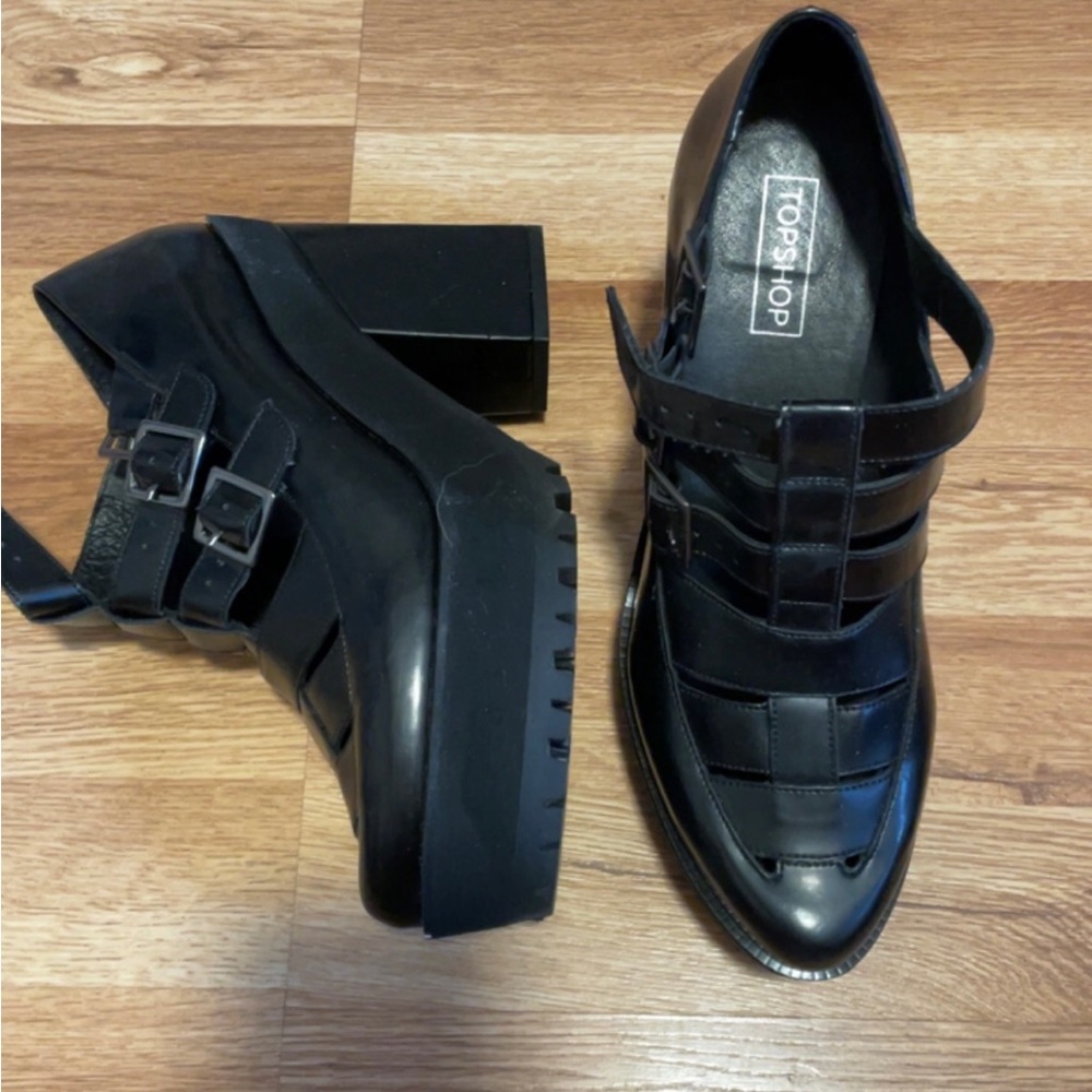 NEW Platform Mary Jane Boots Heels